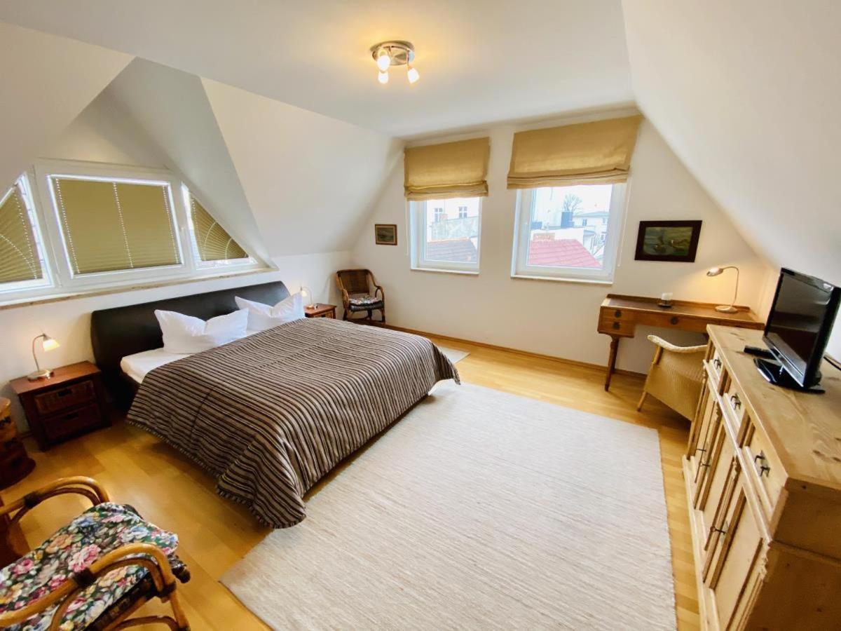 Kapitaenshaus Moewenblick Apartment Росток Екстериор снимка